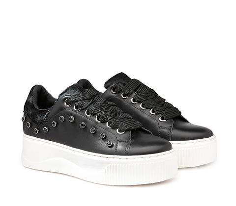 PERRY 4638 LOW W LEAT/PONY LT. BLAC