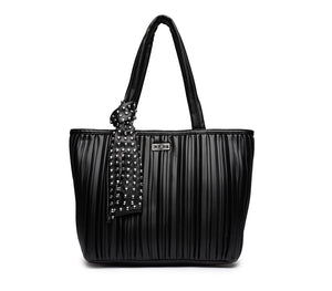 Borsa da Donna in Ecopelle Nera con Morbide Pieghe