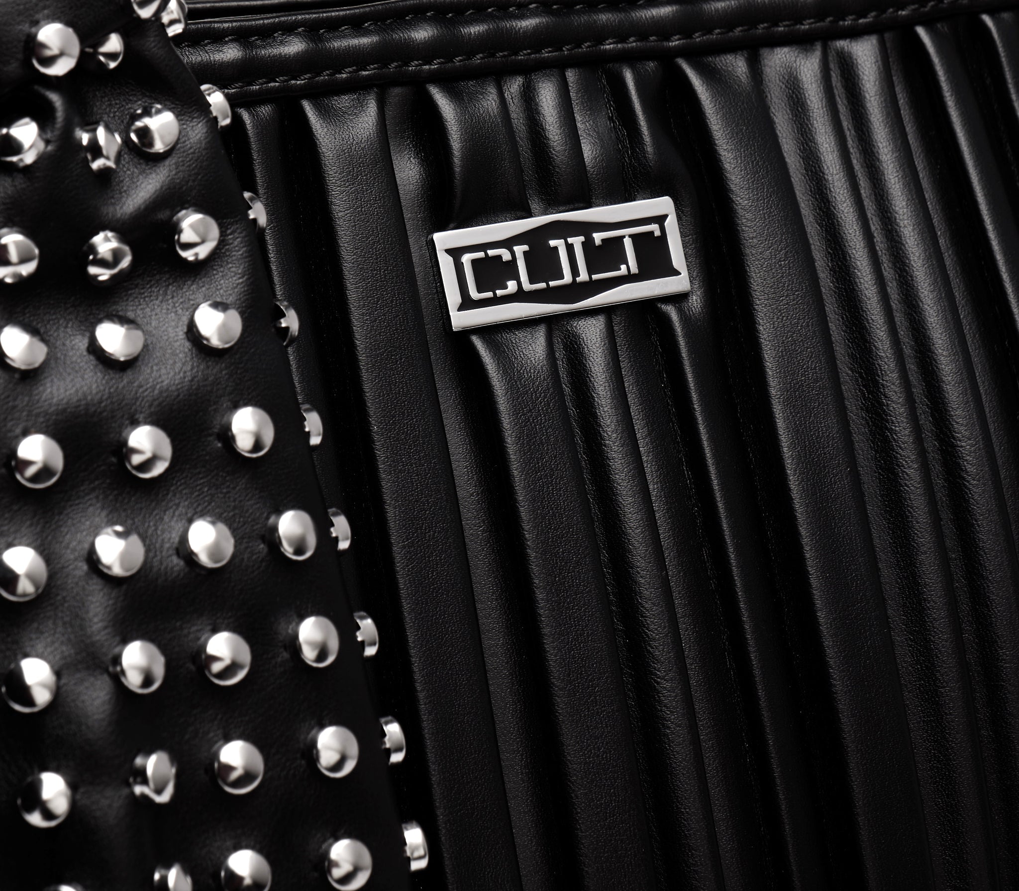 Borsa da Donna in Ecopelle Nera con Morbide Pieghe